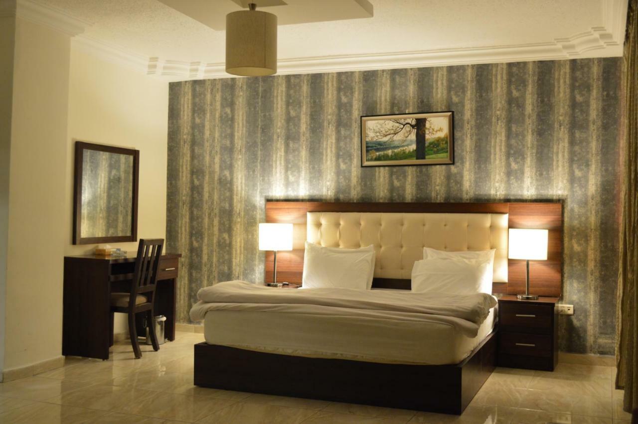עמאן Lancaster Hotel Apartments - Dahiat Al-Rasheed מראה חיצוני תמונה